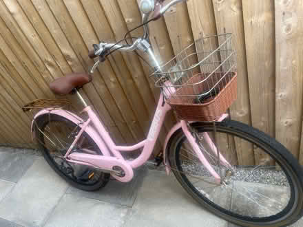 Photo of free Woman bike (Bb90lt) #1