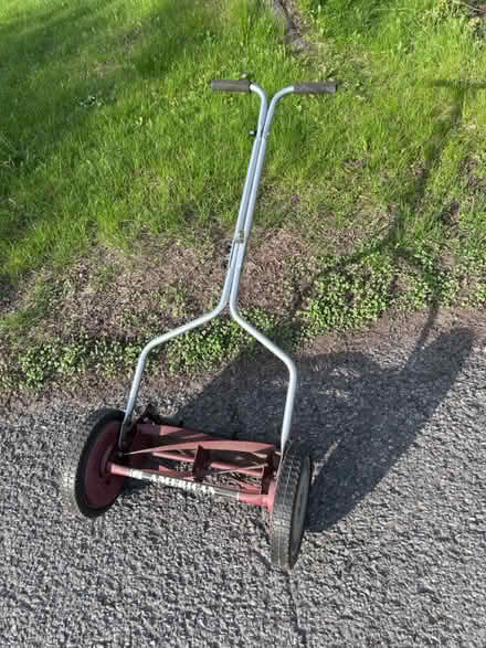Photo of free Push mower (Kanata) #2