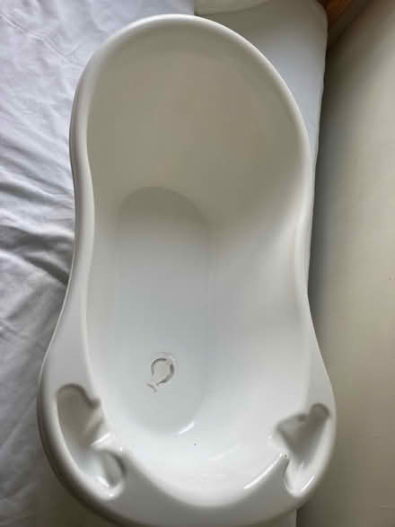 Photo of free Baby bath (N3 finchley central) #2