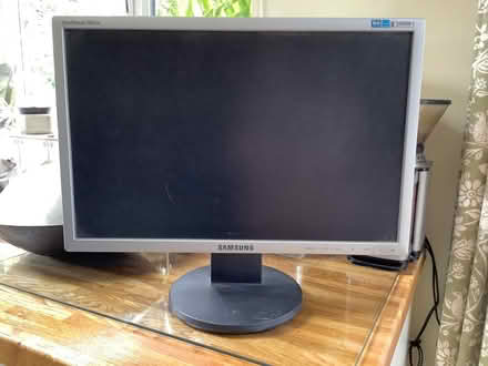 Photo of free Samsung computer monitor (Shobdon HR6) #1