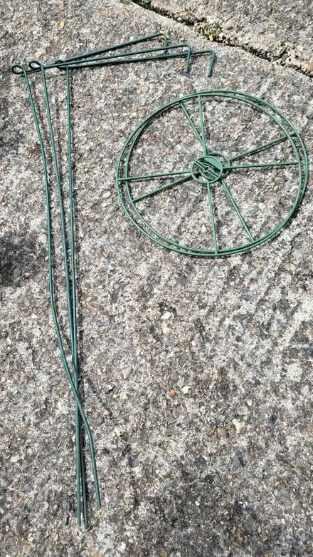 Photo of free Various garden containers (RG1) #3