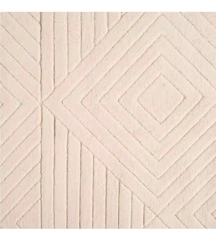 Photo of free Tufted Geometric Rug - Stone (Figge's Marsh SW17) #3