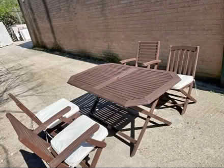 Photo of Garden furniture DV surviver (Ditherington SY1) #2