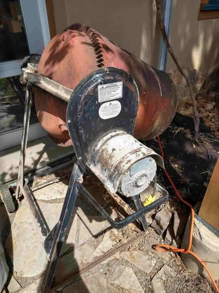 Photo of free cement mixer (White Salmon) #1
