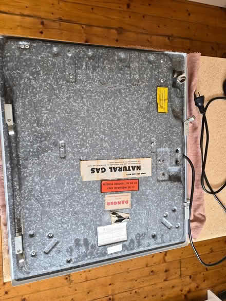 Photo of free Gas 4 burner hotplate (Northcote) #2