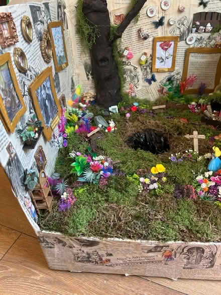 Photo of free Alice in Wonderland Diaroma Scene (PR5 Bamber bridge) #2