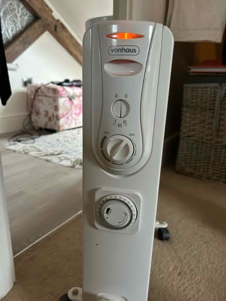 Photo of free Oil filled radiator (CT4 7LH) #1