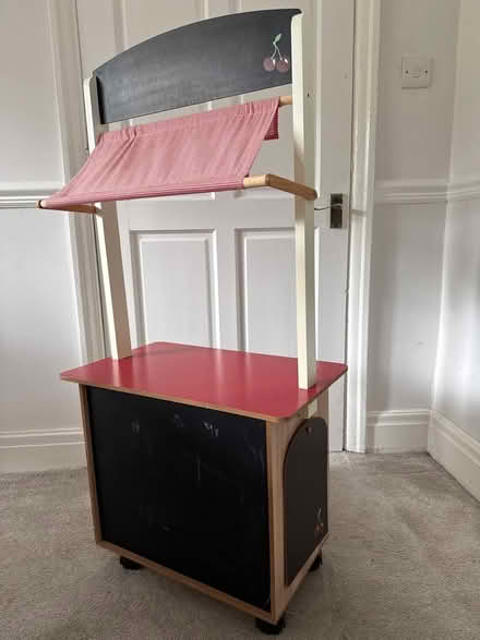 Photo of free Kids shop (Heaton Moor M19) #3