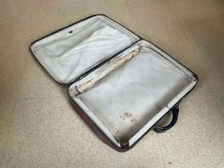 Photo of free Heirloom luggage: 2 leather bags, 2 board suitcases (Newington Green N5) #4