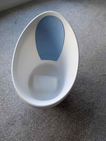 Photo of free Shnuggle baby bath (King James's School HG5) #2