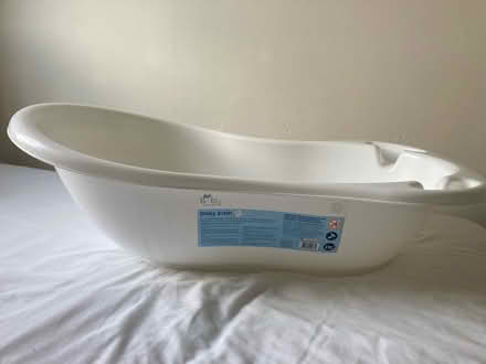Photo of free Baby bath (N3 finchley central) #1