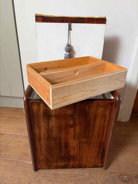 Photo of free Wooded seat box with internal tray (Tilehurst RG30) #1