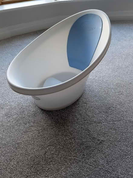 Photo of free Shnuggle baby bath (King James's School HG5) #1