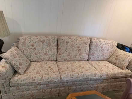 Photo of free Vintage Sofa (Sunnyvale) #1