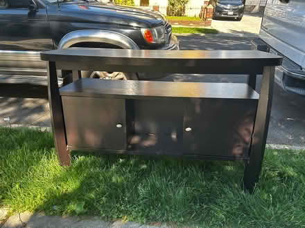 Photo of free Curb alert entertainment table (Flatbush - Ditmas Park) #1