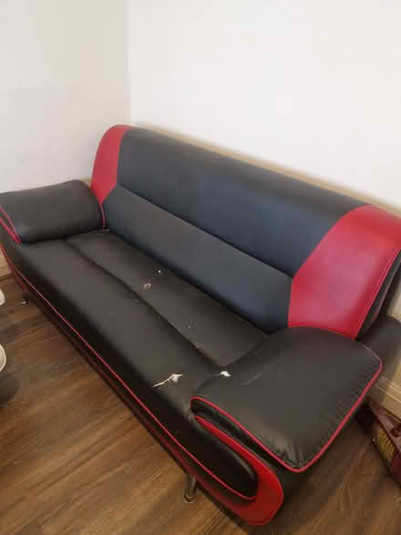 Photo of free 3 and a 2 sofa (Offerton SK2) #2