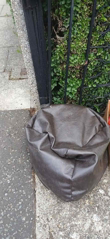 Photo of free Pouffe as in foot rest (Perivale UB6) #1