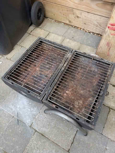 Photo of free Small BBQ (NN15) #2