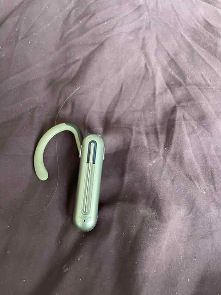 Photo of free Talk through earbud (Wandsworth SW18) #1