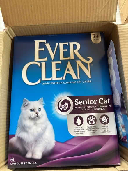Photo of free Premium clumping cat litter 6L Box (Hillmorton CV21) #1