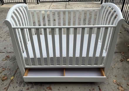 Photo of free white wooden baby crib (Bronx, NY 10469) #1