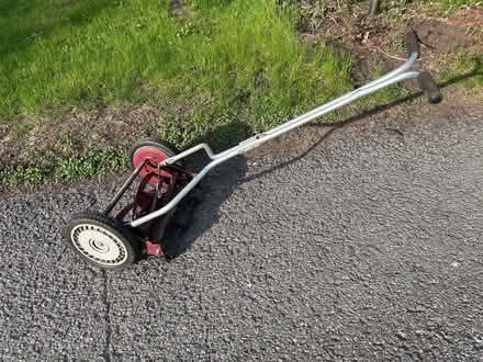 Photo of free Push mower (Kanata) #1
