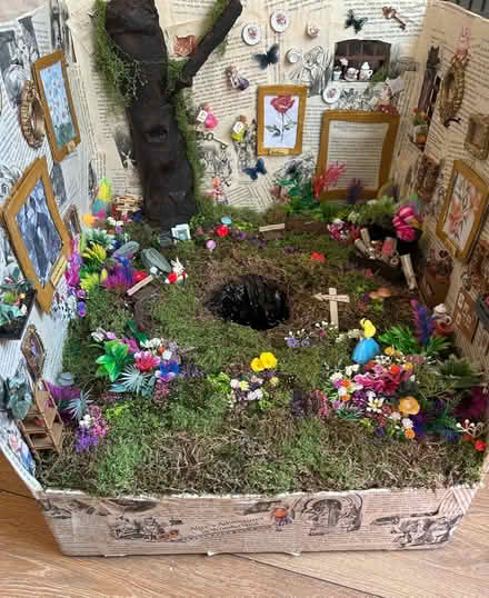 Photo of free Alice in Wonderland Diaroma Scene (PR5 Bamber bridge) #1
