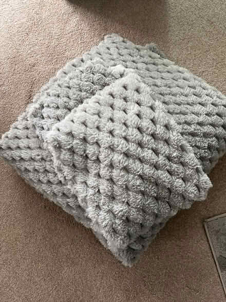 Photo of free Double duvet cover & 2 pillowcases (Middleton on sea) #1