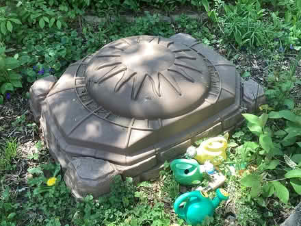 Photo of free Kid splash pool and other yard toys (York mills and leslie) #3