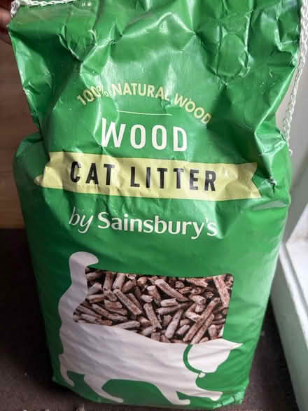 Photo of free Cat litter wood pellets (Hillingdon UB10) #1