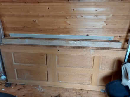 Photo of free 5 Oak effect doors (Falcon Lodge B76) #1