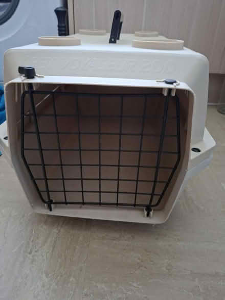 Photo of free Cat carrier (Broomhill Bristol) #4