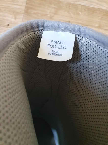 Photo of free Aircast short boot (Beckenham BR3) #3