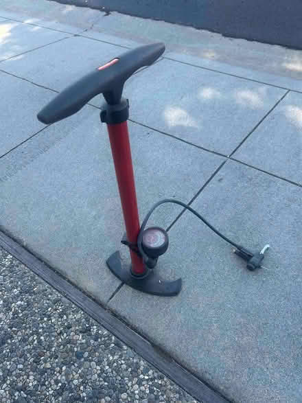Photo of free Bike Tire Pump (San Carlos) #1