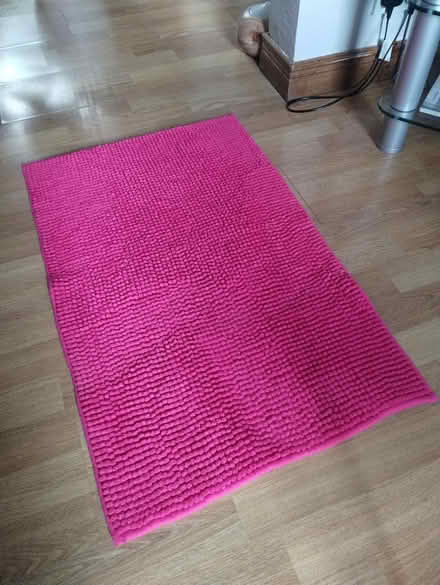 Photo of free Bathroom mats 2no (Belfast BT6) #1