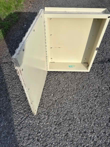 Photo of free Bathroom mirrored cabinet (Kanata) #2