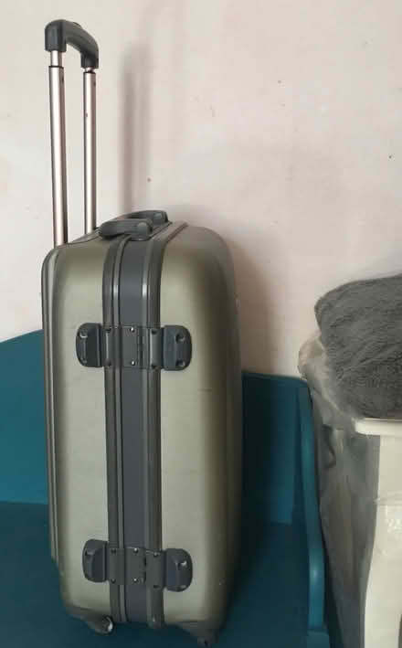 Photo of free Small hard shell Travel Suitcase (Liverpool L6) #3