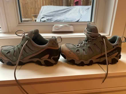 Photo of free Oboz Low Hiking Shoes (Westboro) #2