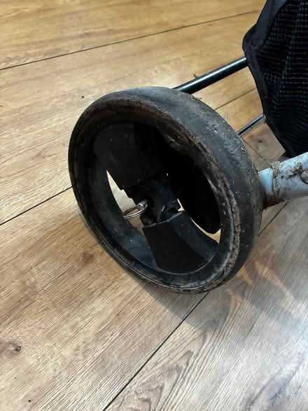 Photo of free Pram (Hallgarth LA9) #3
