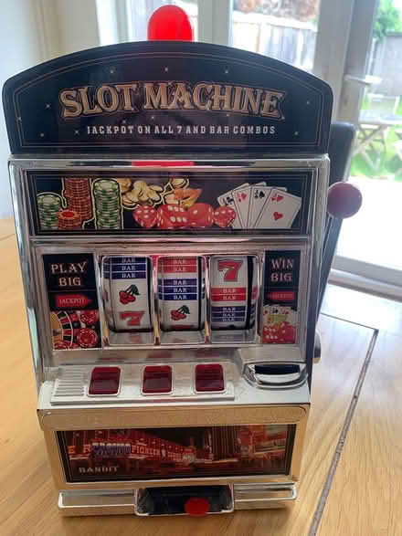 Photo of free Toy/ novelty slot machine (London N21) #1
