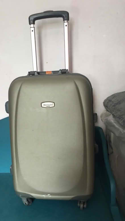 Photo of free Small hard shell Travel Suitcase (Liverpool L6) #1