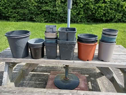 Photo of free Large plant pots (Chalvington BN27) #1