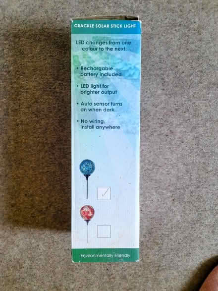 Photo of free Colour changing Crackle Solar Stick Light (Burwell CB25) #2