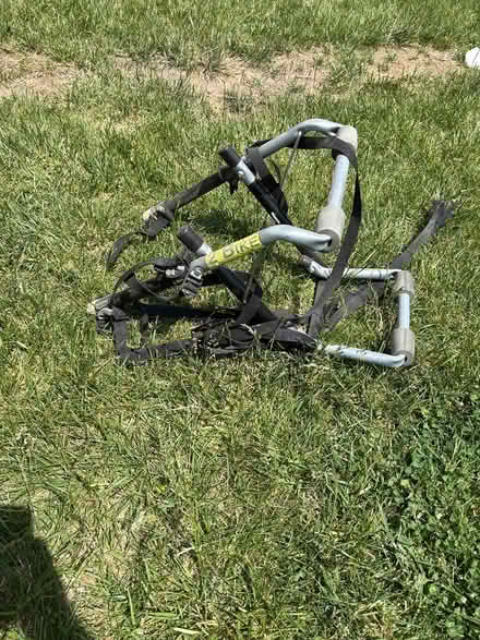 Photo of free 2-bike bicycle rack for car (Congress Heights) #1