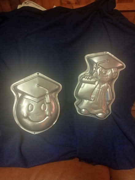 Photo of Wilton cake pans (Cranston ri) #2