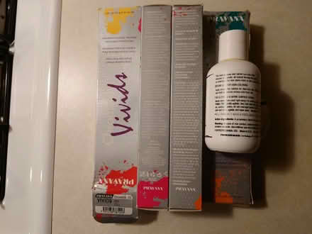 Photo of free Vivids Hair color Titanium (4) (Lancaster) #2