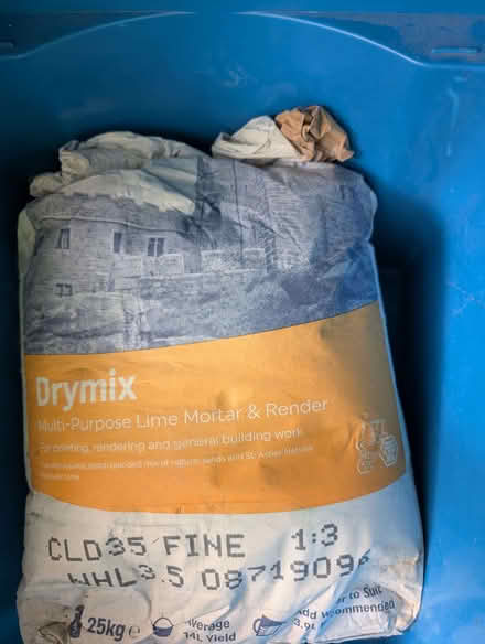 Photo of free 3 x 25kg bags lime based mortar/render (California DE22) #1