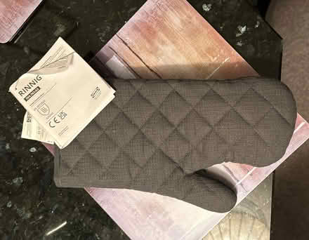 Photo of free IKEA oven glove (Andover, Hampshire SP10) #1