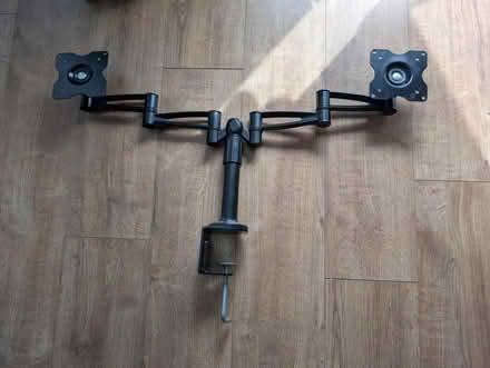 Photo of free Dual monitor arm (Beeston Rylands NG9) #1