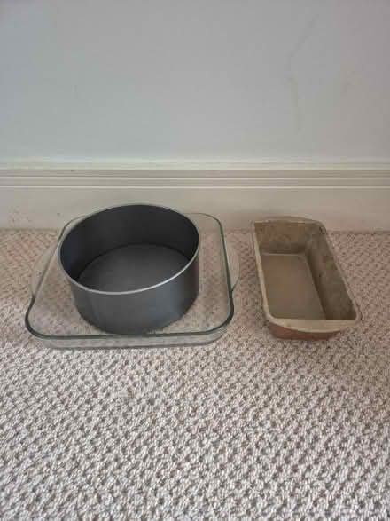 Photo of free Baking tins and tray (Tunbridge Wells) #1